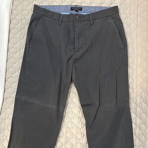 Banana Republic Black Chinos & Khakis with Flat Front Design